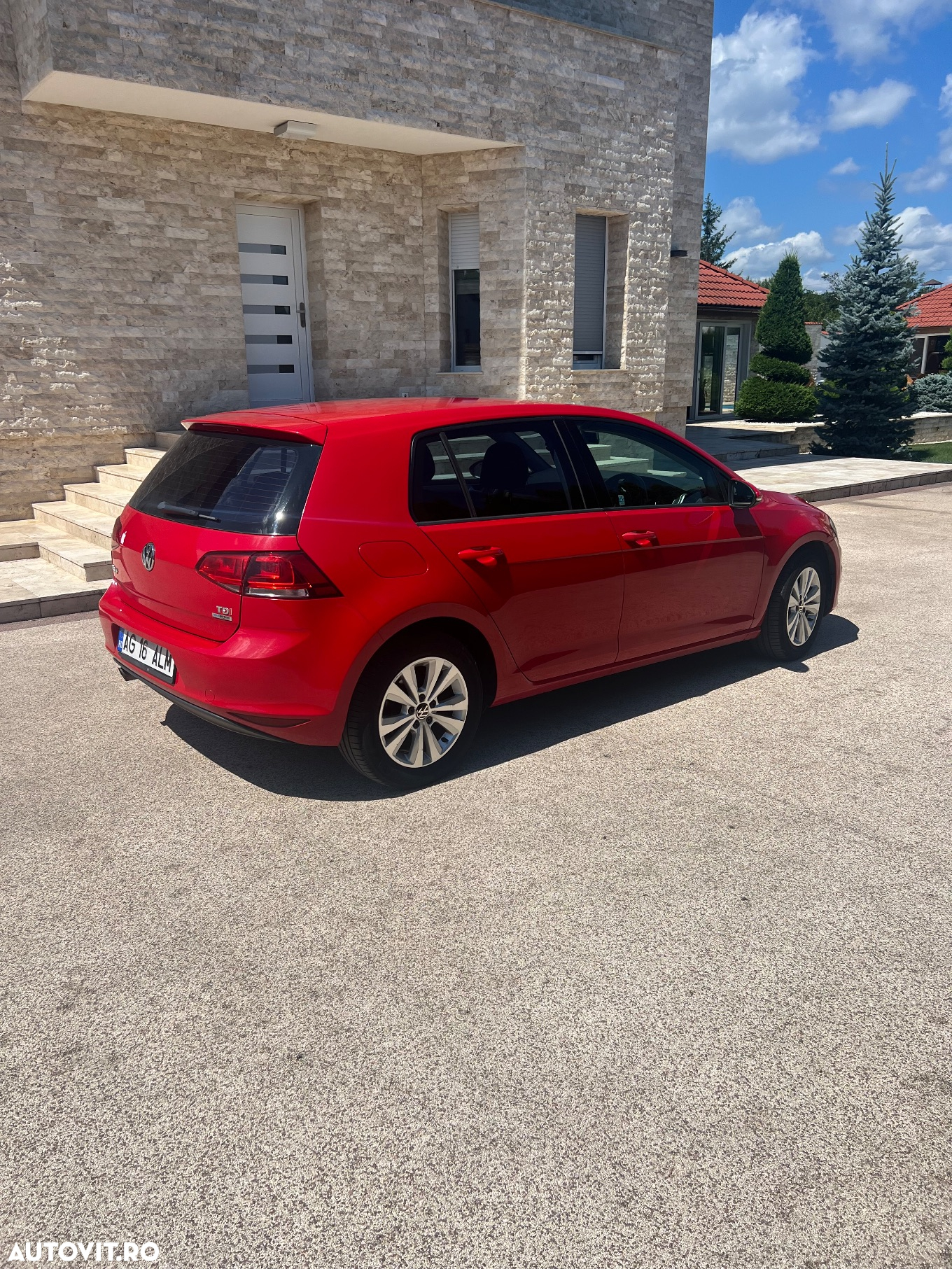 Volkswagen Golf 1.6 TDI BlueMotion Technology Comfortline - 4
