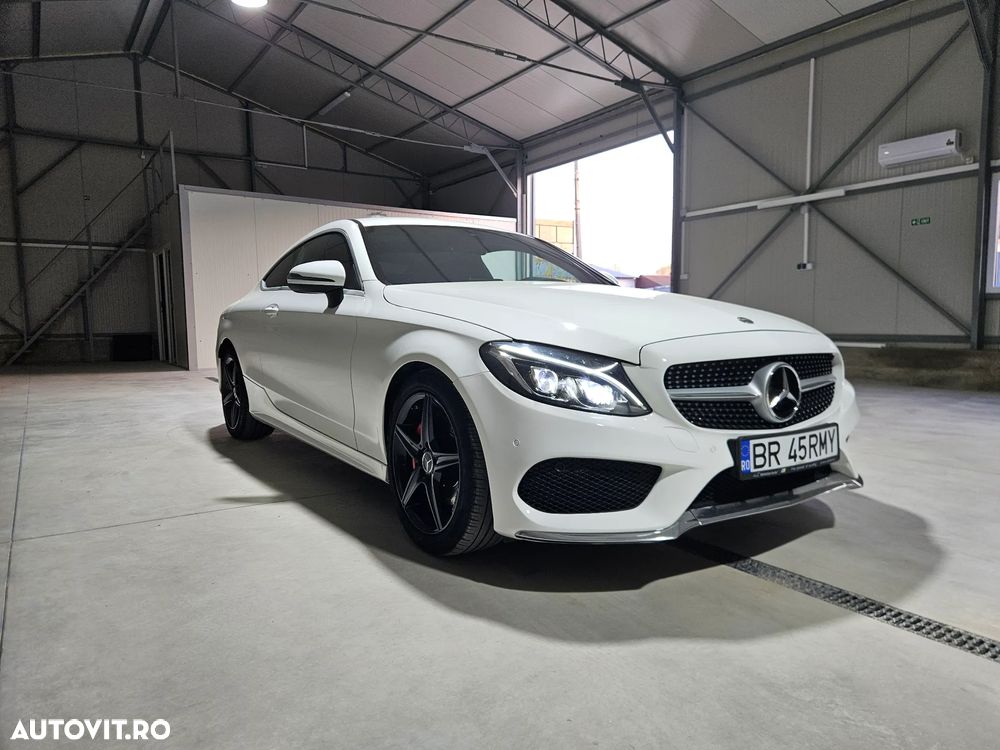 Mercedes-Benz C 180 Coupe 7G-TRONIC AMG Line - 2
