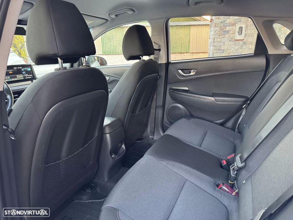 Hyundai Kauai 64 kWh Premium - 17