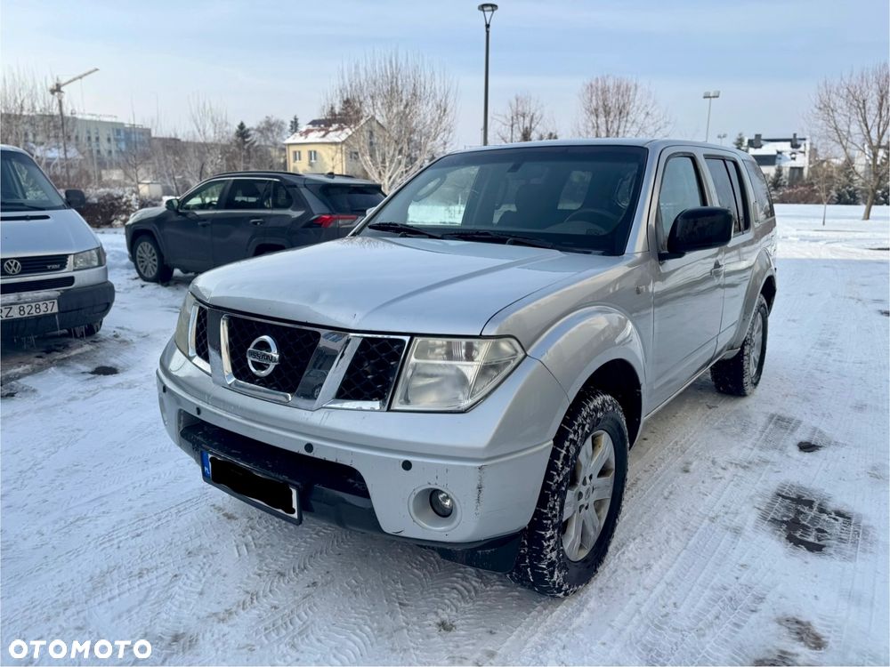 Nissan Pathfinder 2.5 DCi Elegance + - 1