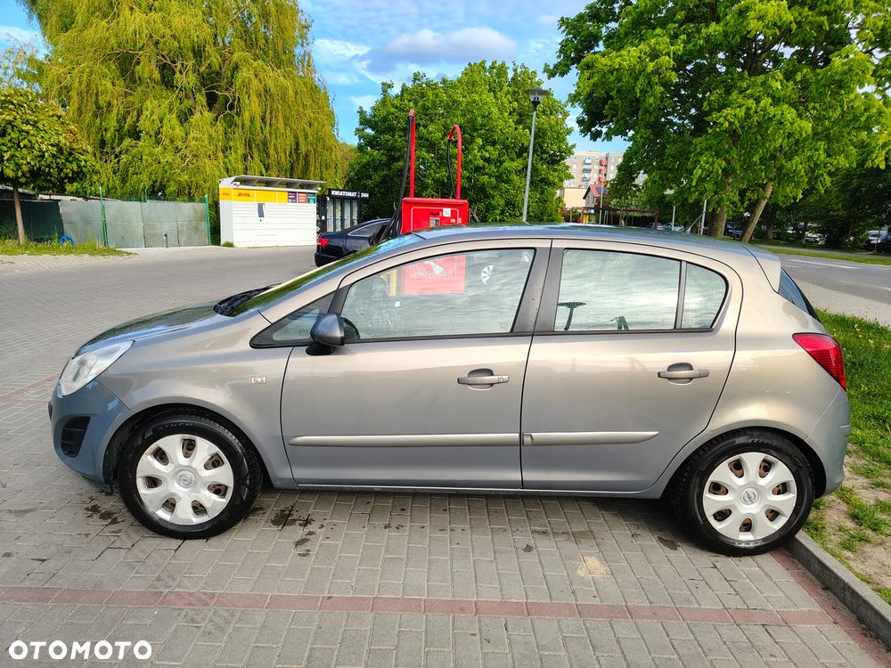 Opel Corsa 1.2 16V Essentia - 15