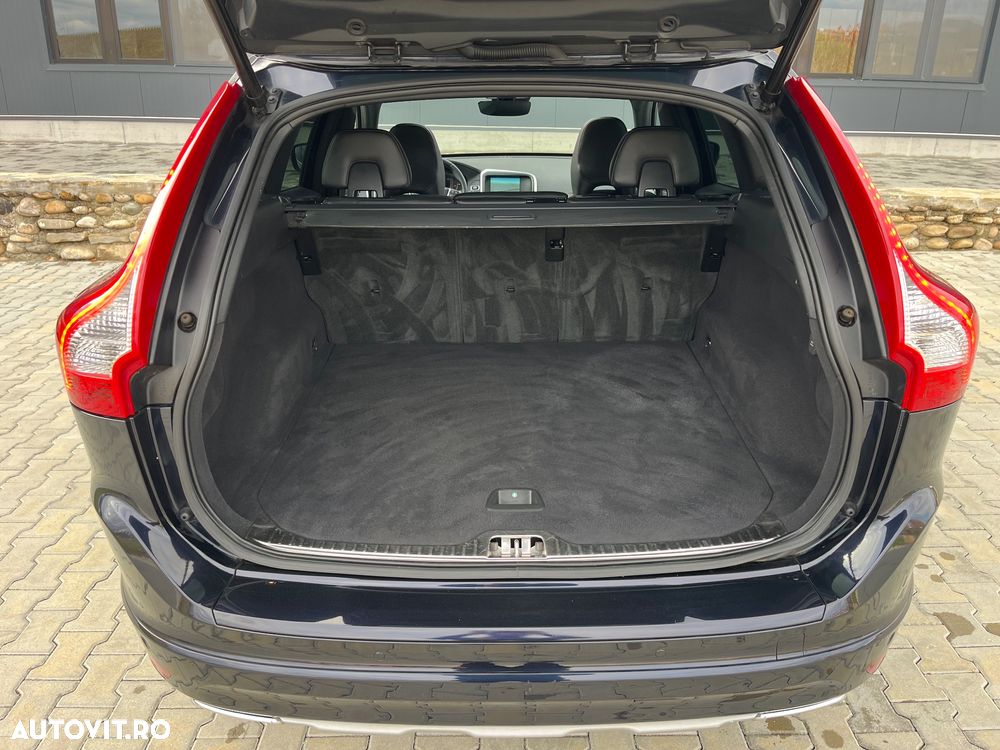 Volvo XC 60 D4 Geartronic Ocean Race - 15