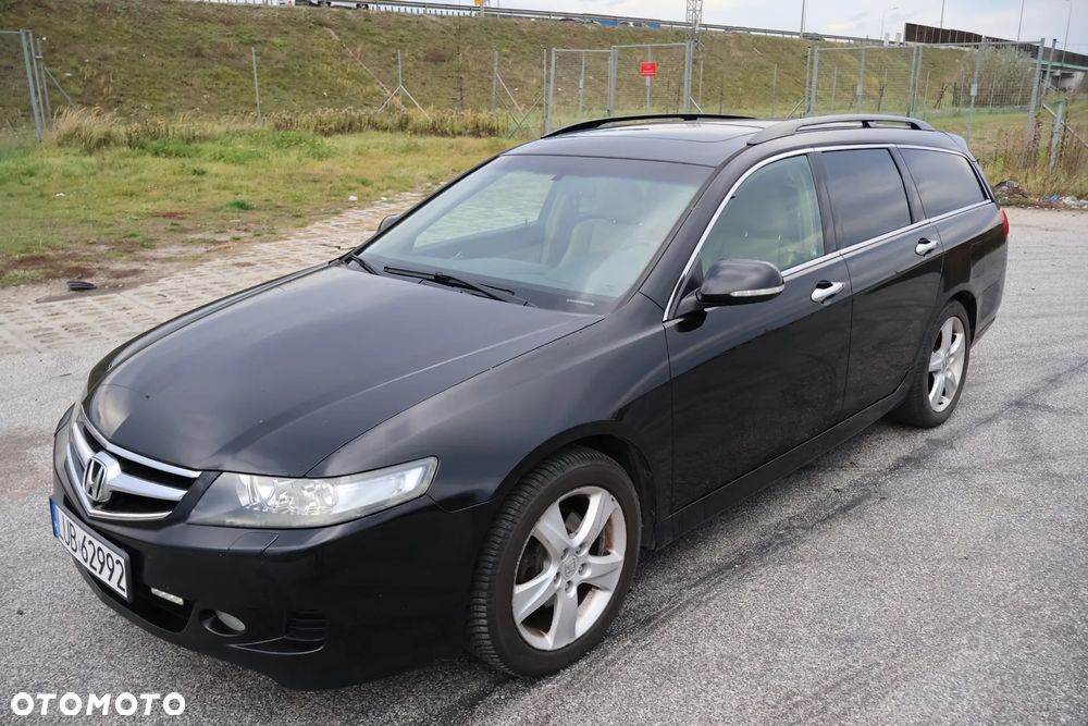 Honda Accord - 1
