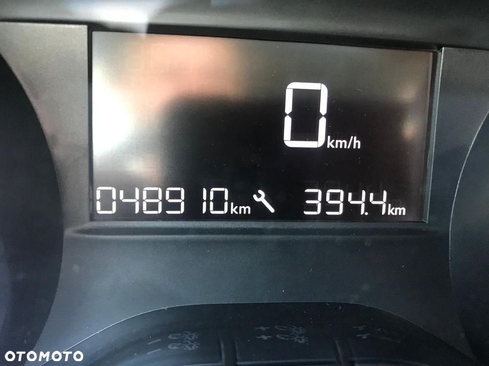 Peugeot 208 - 14
