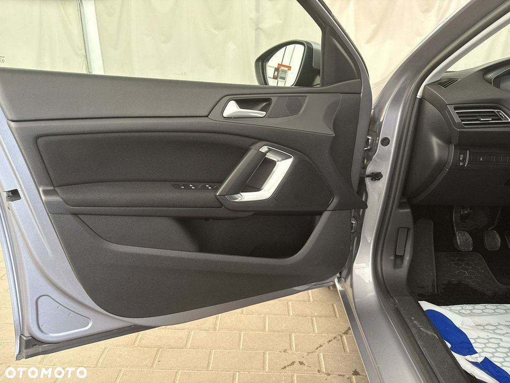 Peugeot 308 - 11