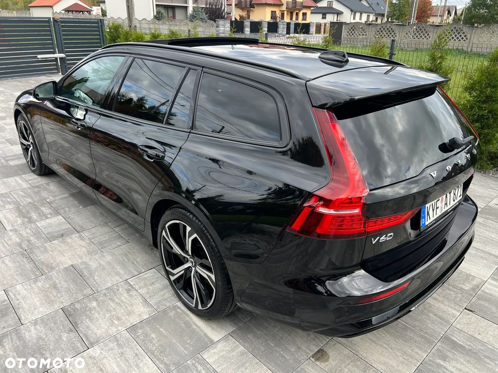 Volvo V60 B4 D Ultimate Dark - 15