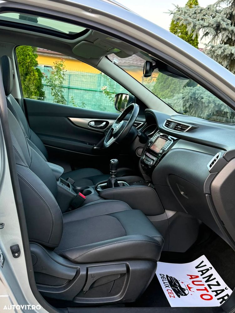 Nissan Qashqai 1.7 dCi TEKNA+ - 8
