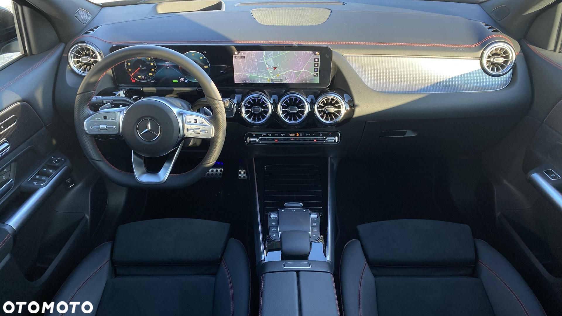 Mercedes-Benz EQA - 21