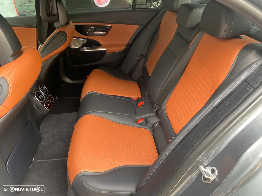 Mercedes-Benz C 300 d AMG Line - 48