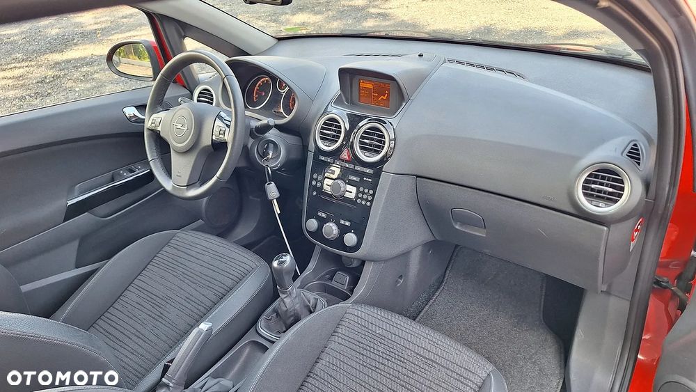 Opel Corsa - 11