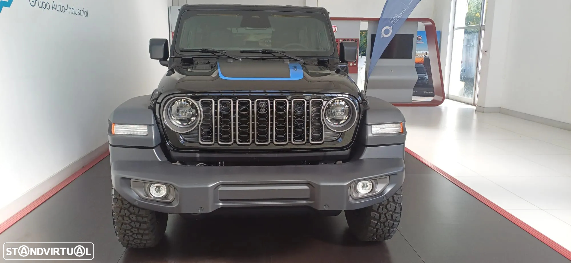 Jeep Wrangler - 3