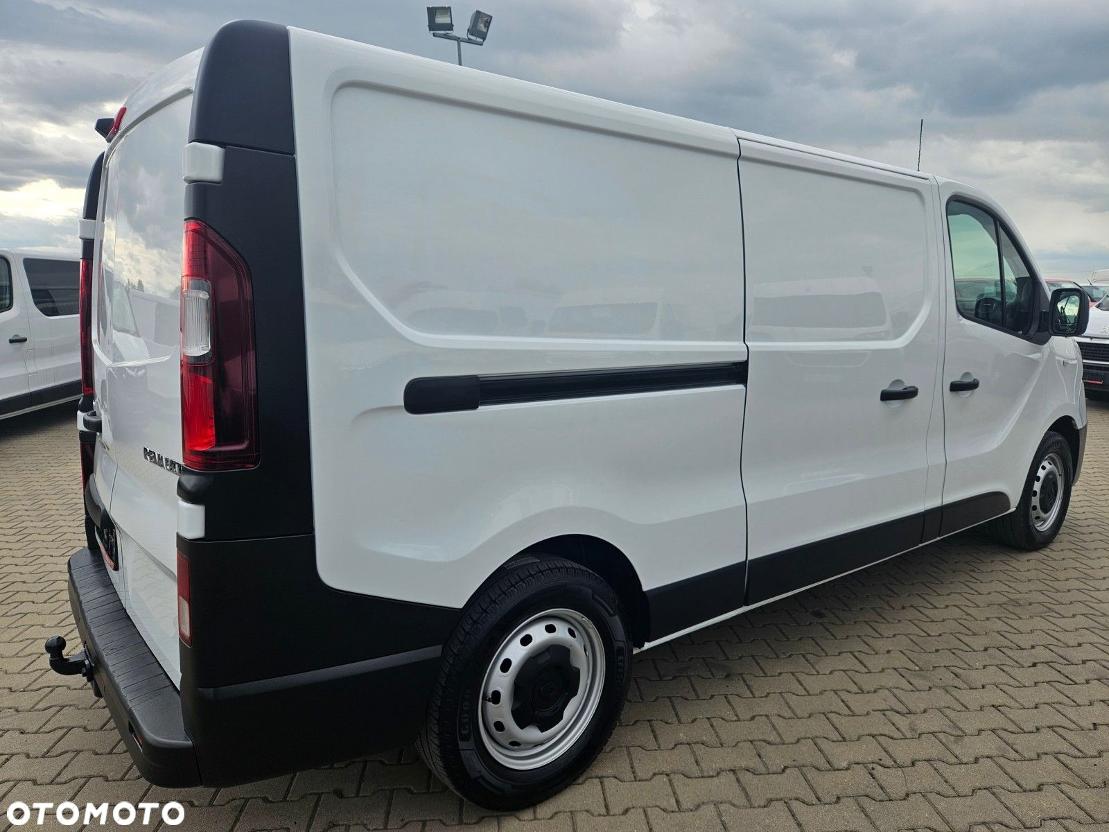 Renault Trafic L2H1 *74999zł NETTO* 2.0dCi/145KM - 9