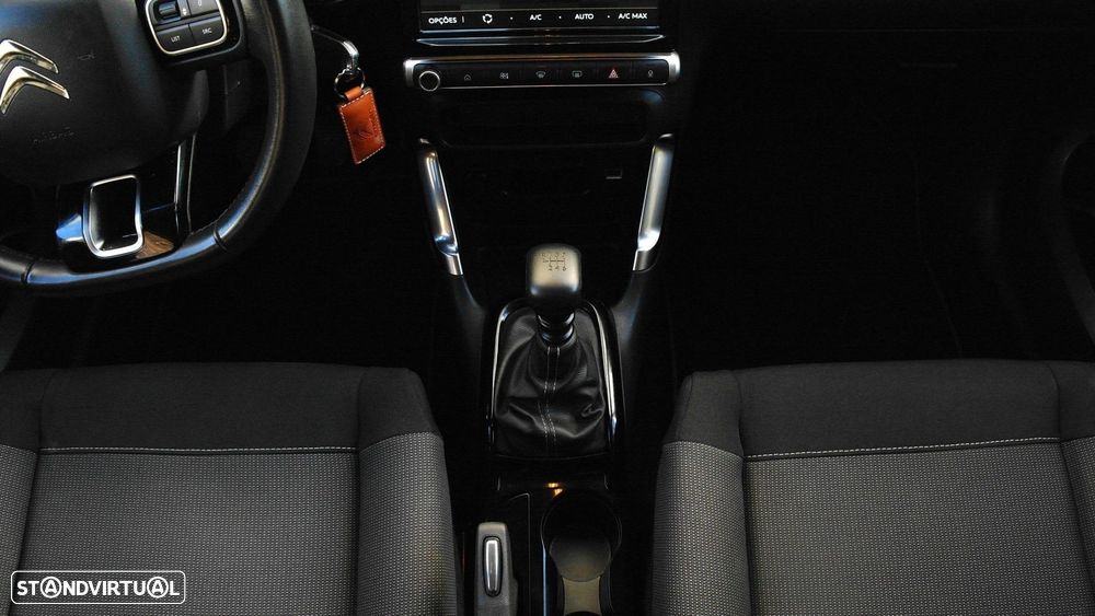 Citroën C3 Aircross 1.2 PureTech Plus - 36