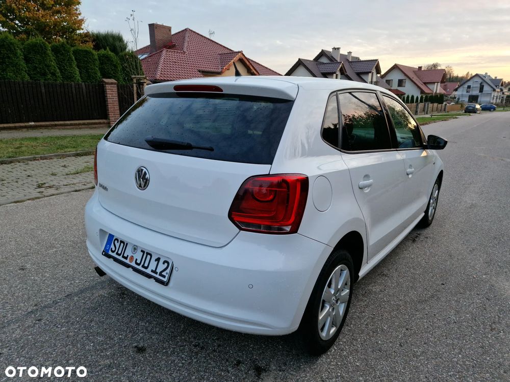 Volkswagen Polo 1.2 TSI MATCH - 29