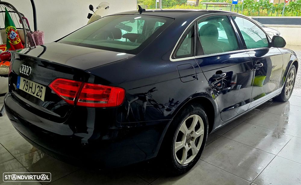 Audi A4 2.0 TDI exclusive - 6