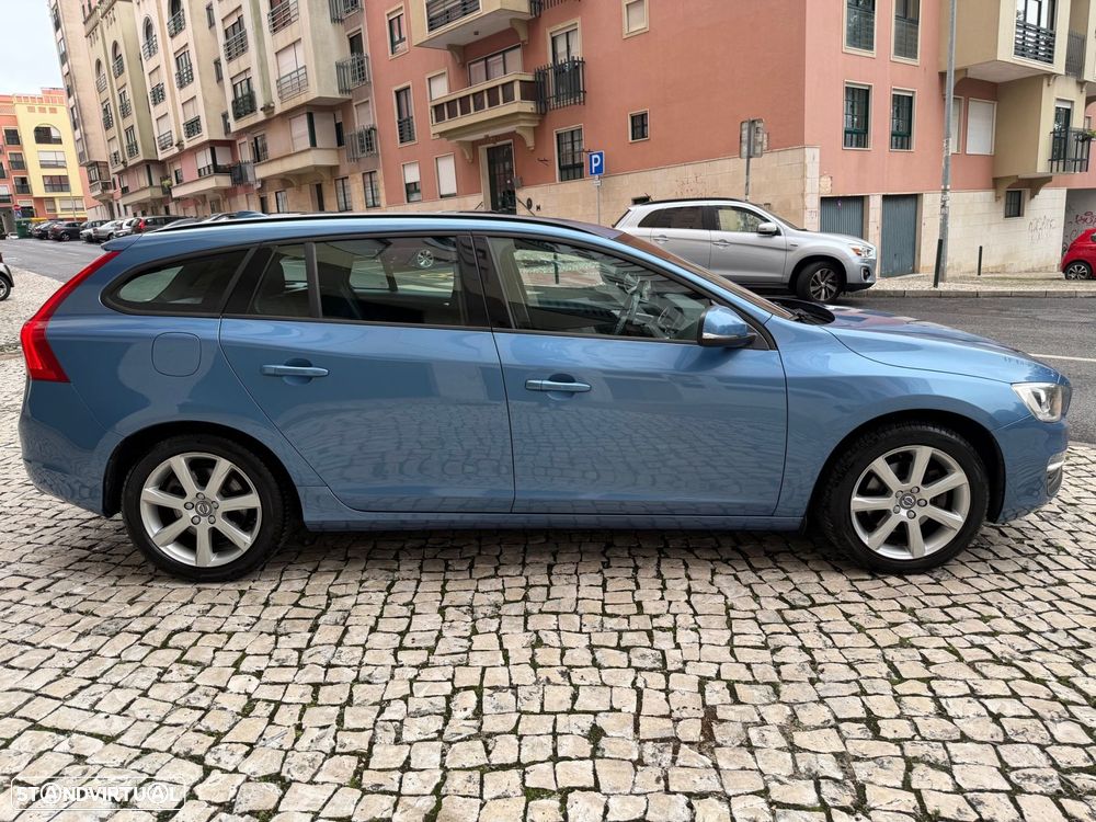 Volvo V60 1.6 D2 Drive Kinetic Start/Stop - 4