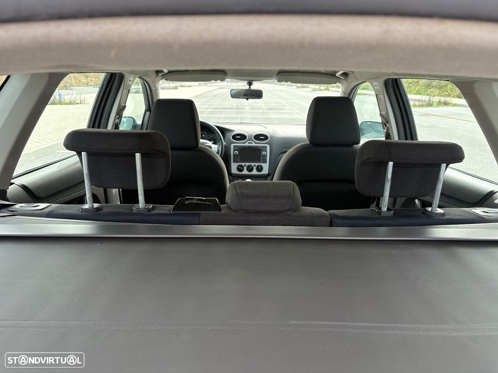 Ford Focus SW 1.6 TDCi Connec. - 18