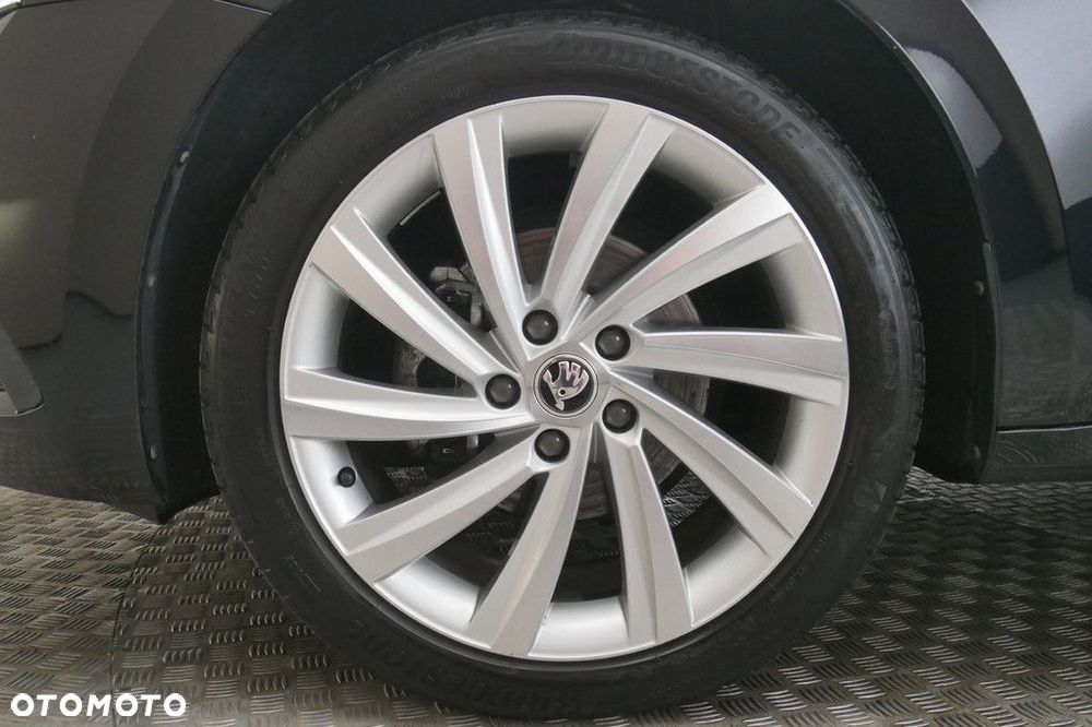 Skoda Octavia 2.0 TDI Style DSG - 14