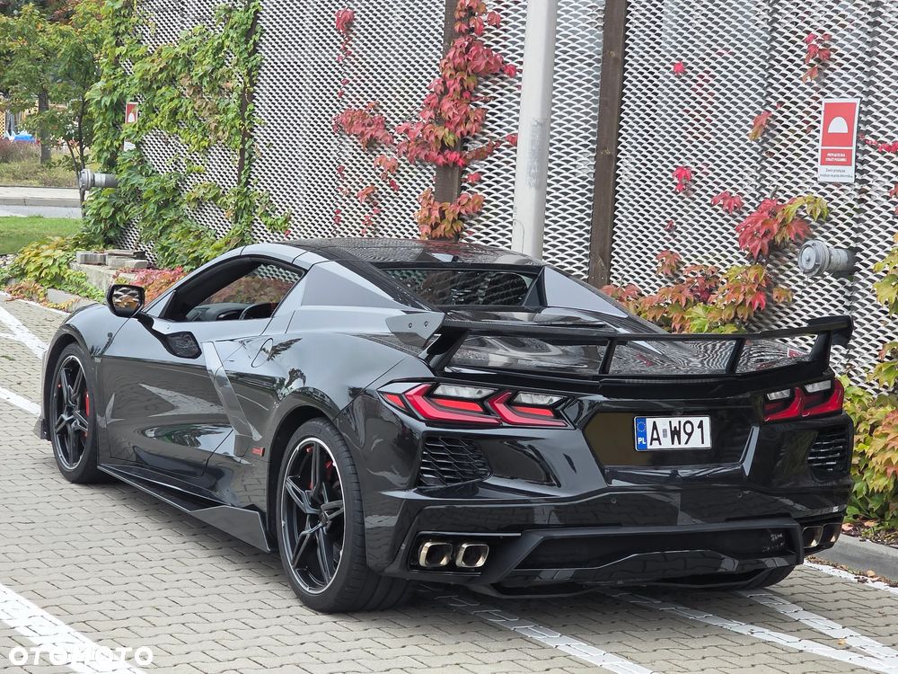 Chevrolet Corvette - 15