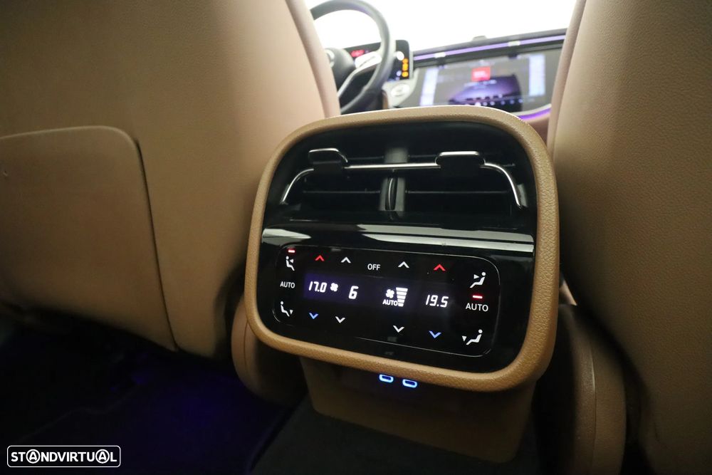 Mercedes-Benz E 300 de 4Matic All-Terrain - 24