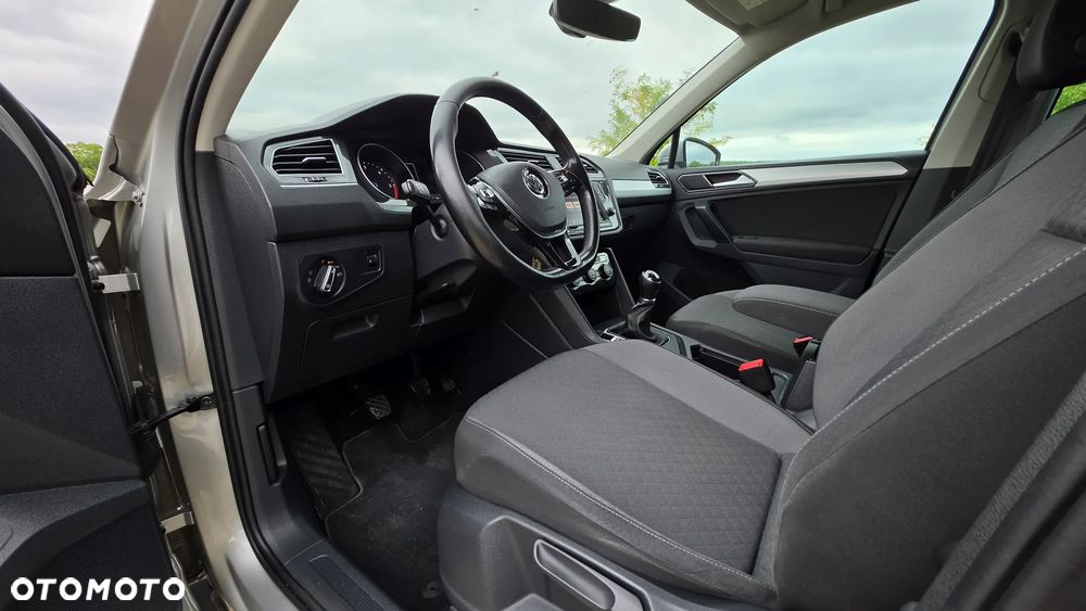 Volkswagen Tiguan 2.0 TDI BMT SCR Comfortline - 12