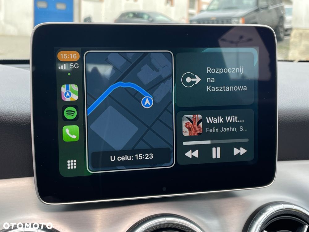 Mercedes-Benz CLA 180 7G-DCT - 15