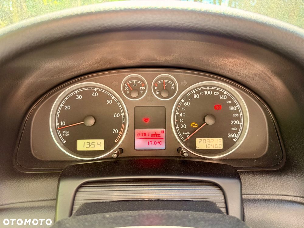 Volkswagen Passat 2.0 Highline - 12
