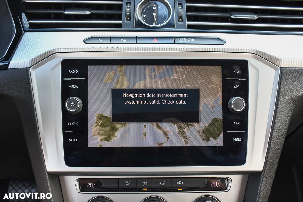 Volkswagen Passat 1.6 TDI (BlueMotion Technology) DSG Comfortline - 15