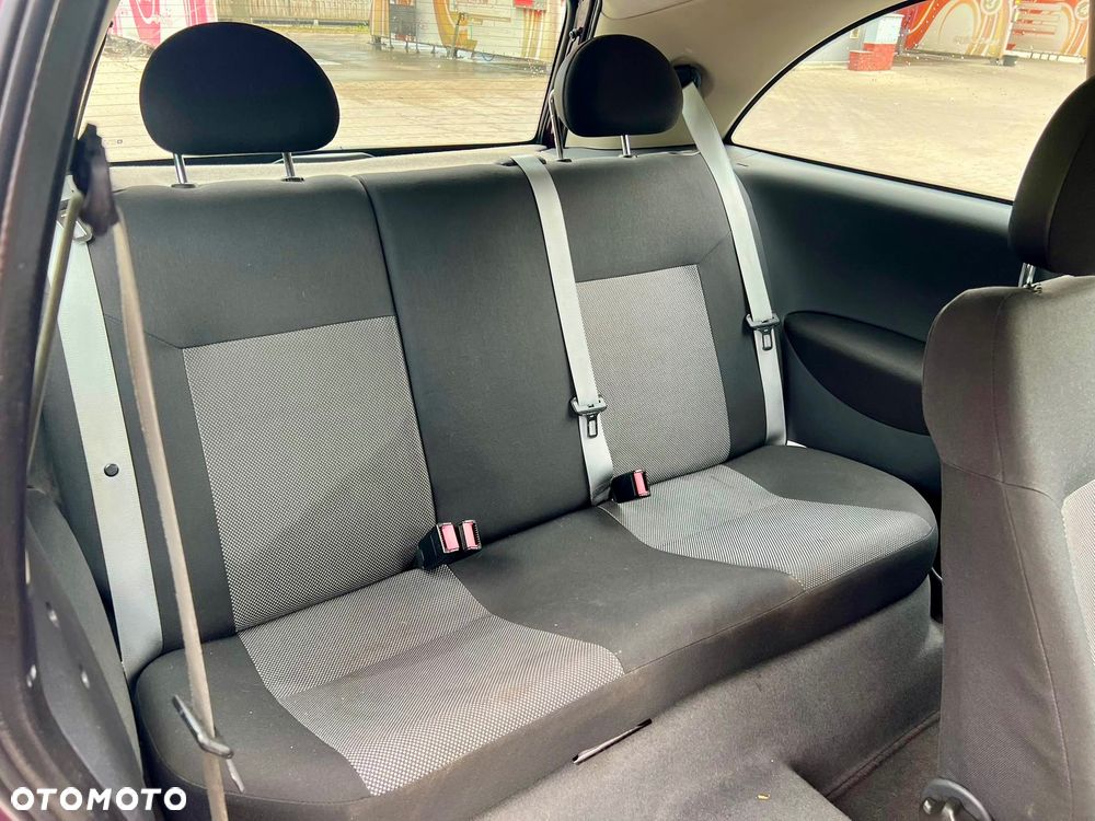Opel Corsa - 15