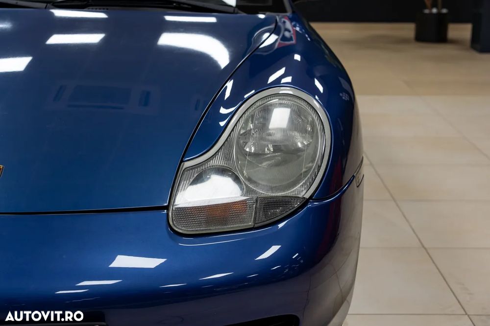 Porsche Boxster - 11