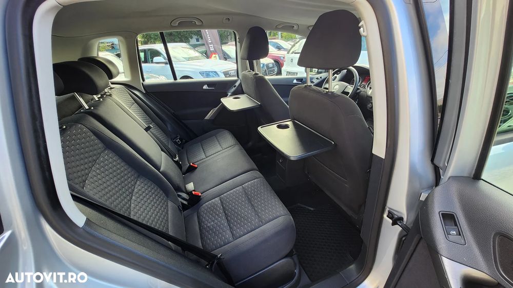 Volkswagen Tiguan 2.0 TDI 4Motion Track & Field - 12