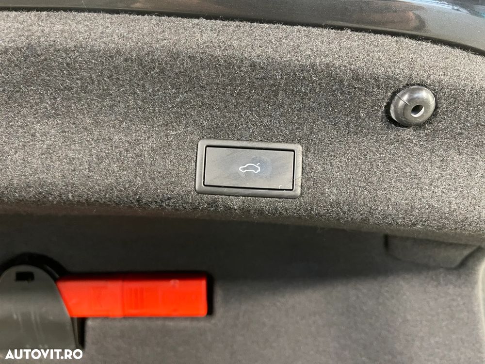 Volkswagen Passat 2.0 TDI DSG Highline - 21