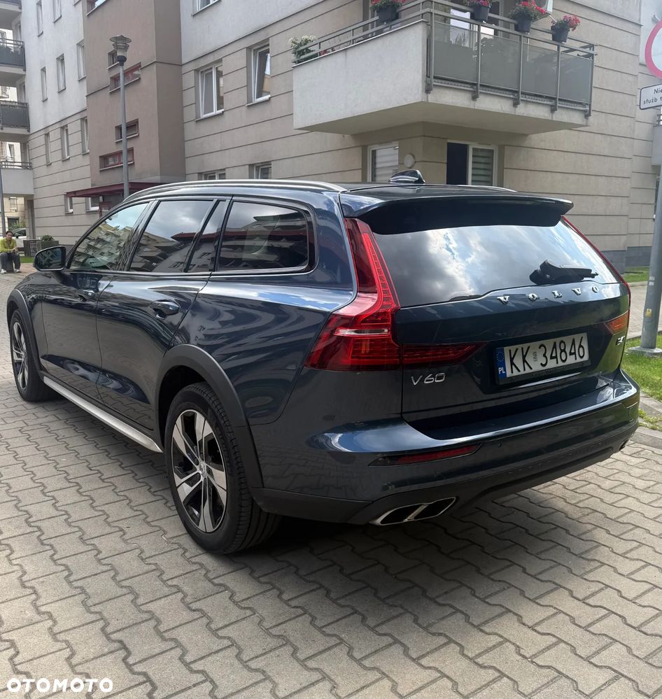Volvo V60 B4 D Momentum Pro - 5