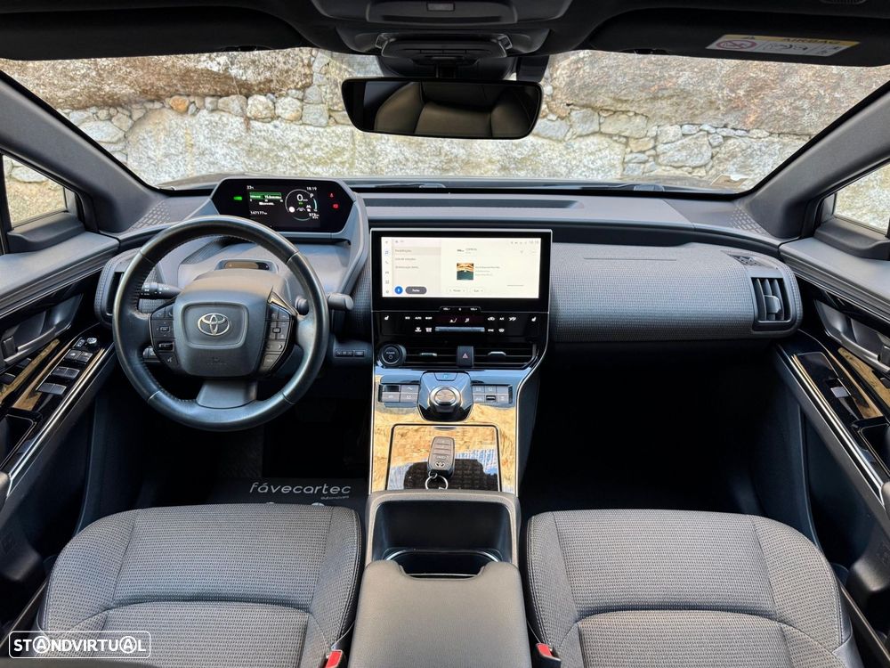 Toyota bZ4X 71,4 kWh Premium AWD - 32