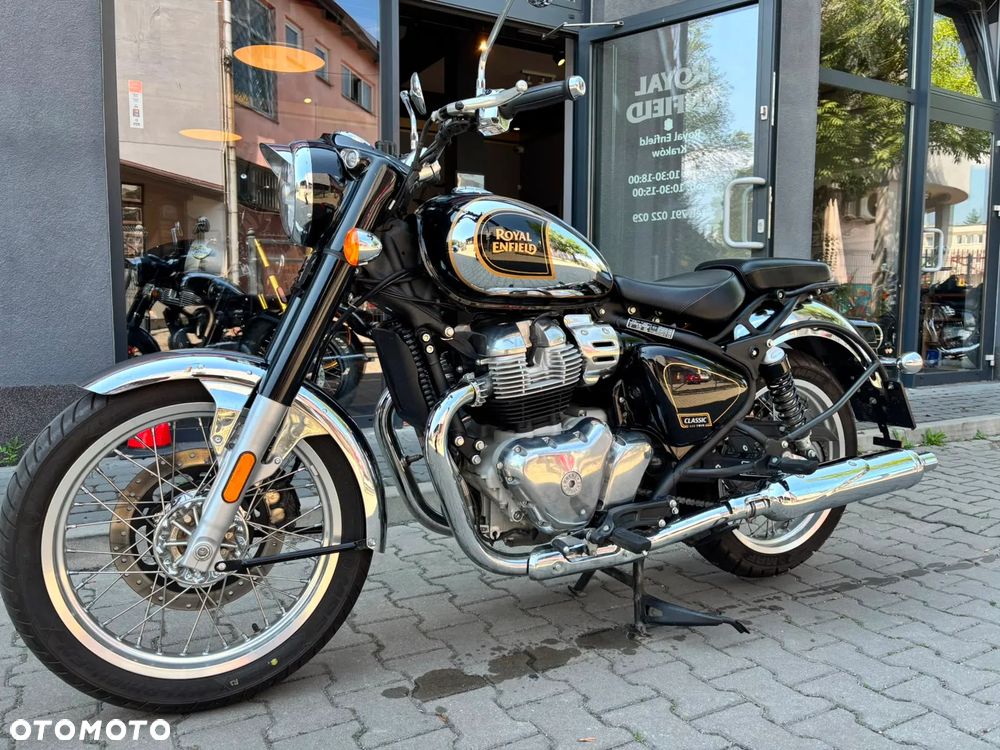 Royal Enfield Classic - 1
