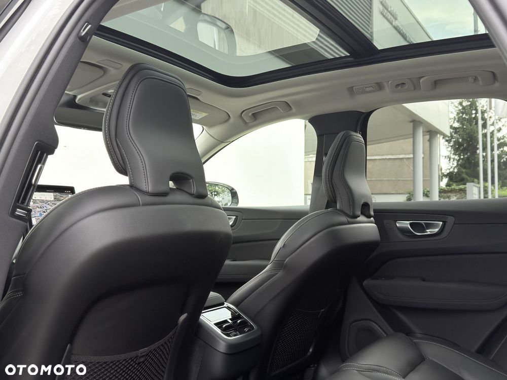 Volvo XC 60 - 16