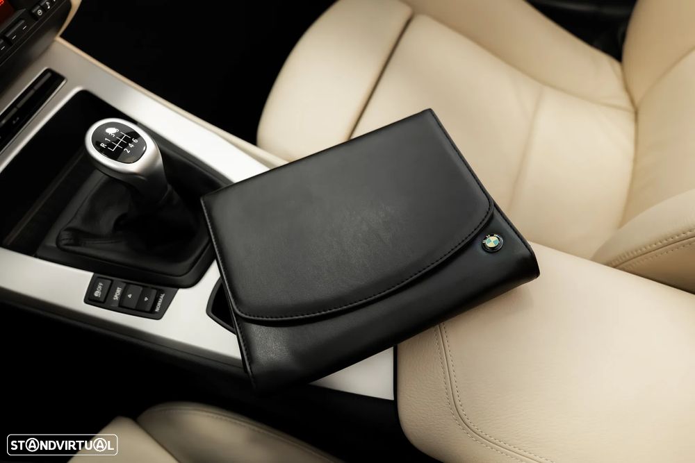 BMW Z4 23 i - 21