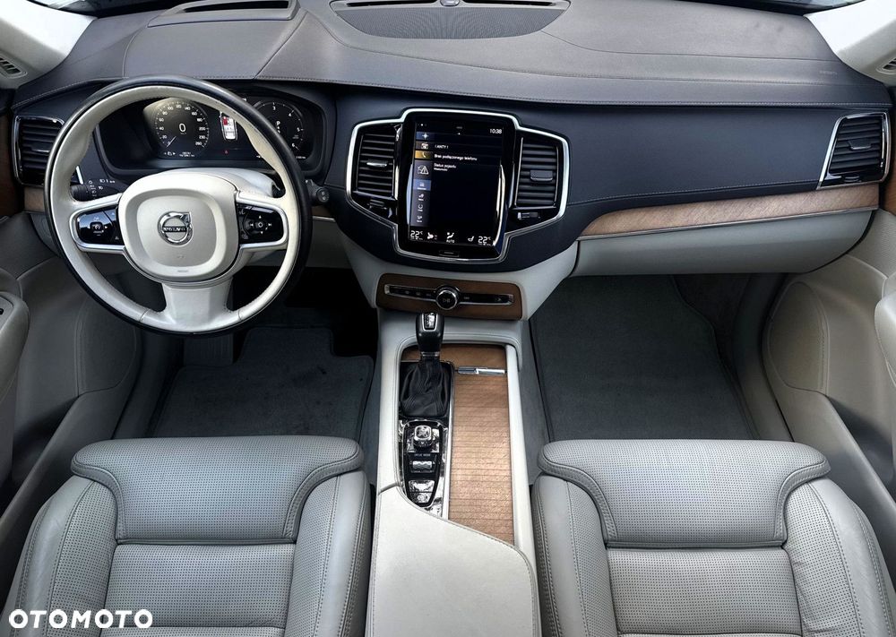 Volvo XC 90 - 10