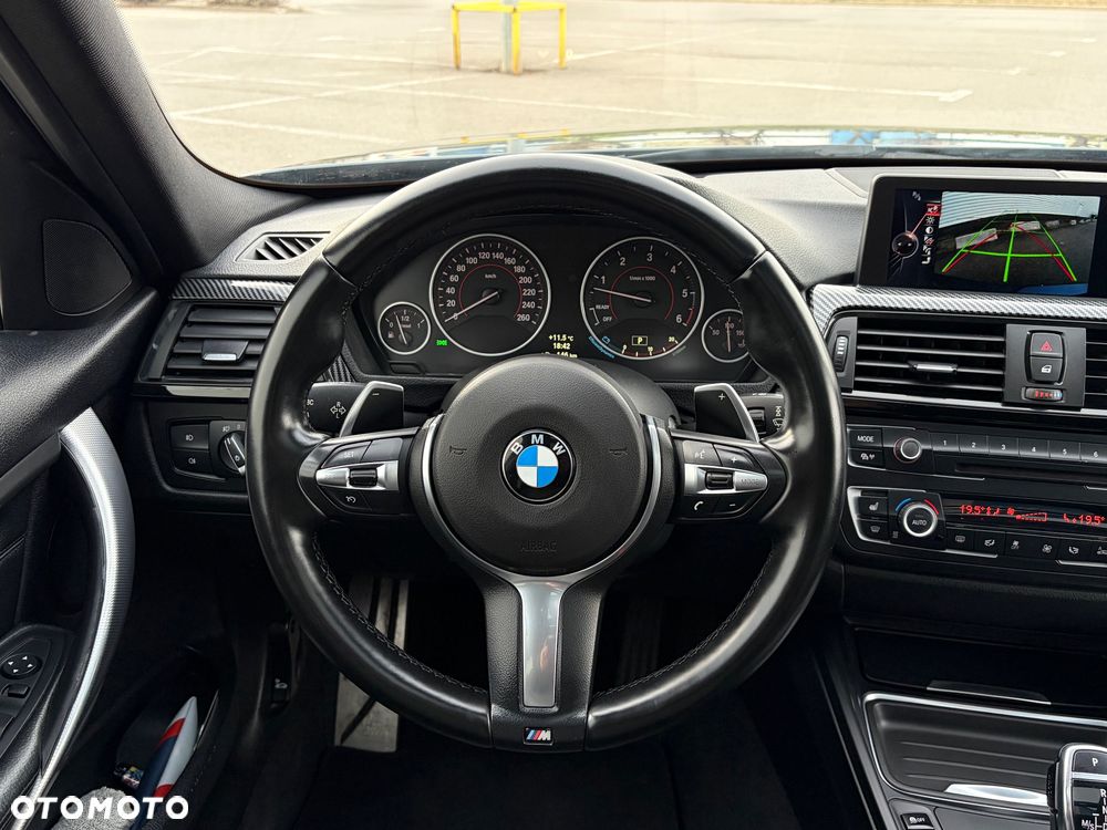 BMW Seria 3 335d xDrive M Sport - 30