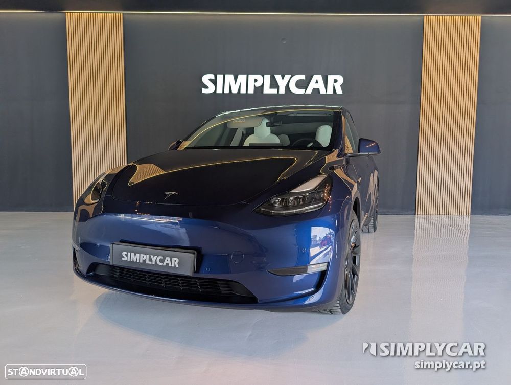 Tesla Model Y - 1