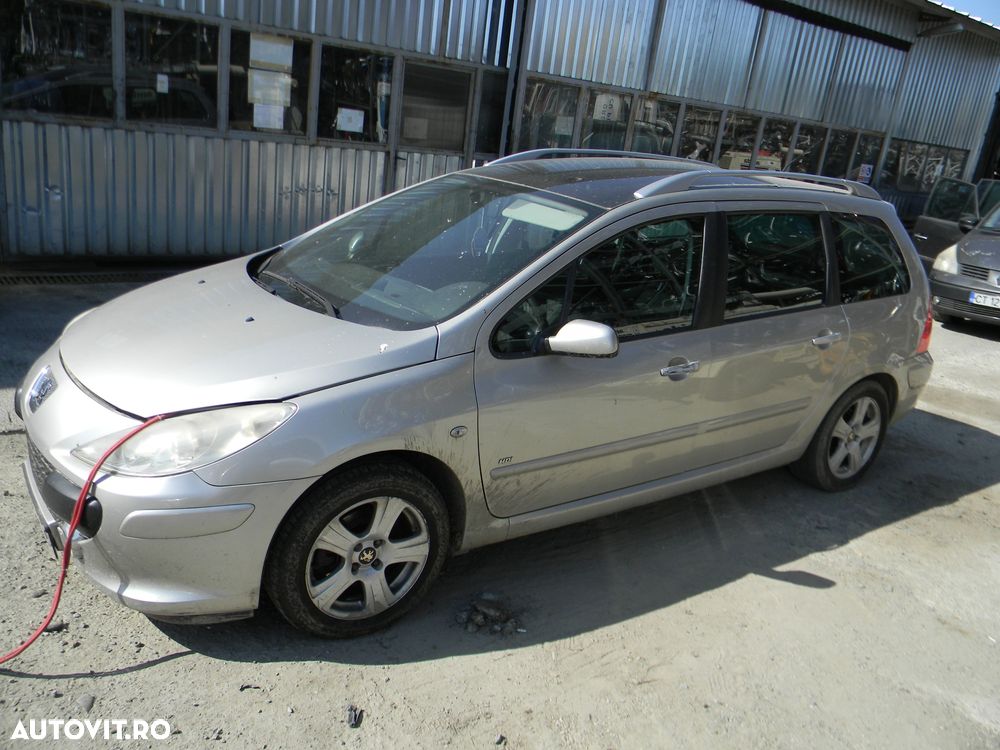 Dezmembrari  Peugeot 307  2000  > 0000 1.6 HDi 110 Motorina - 2
