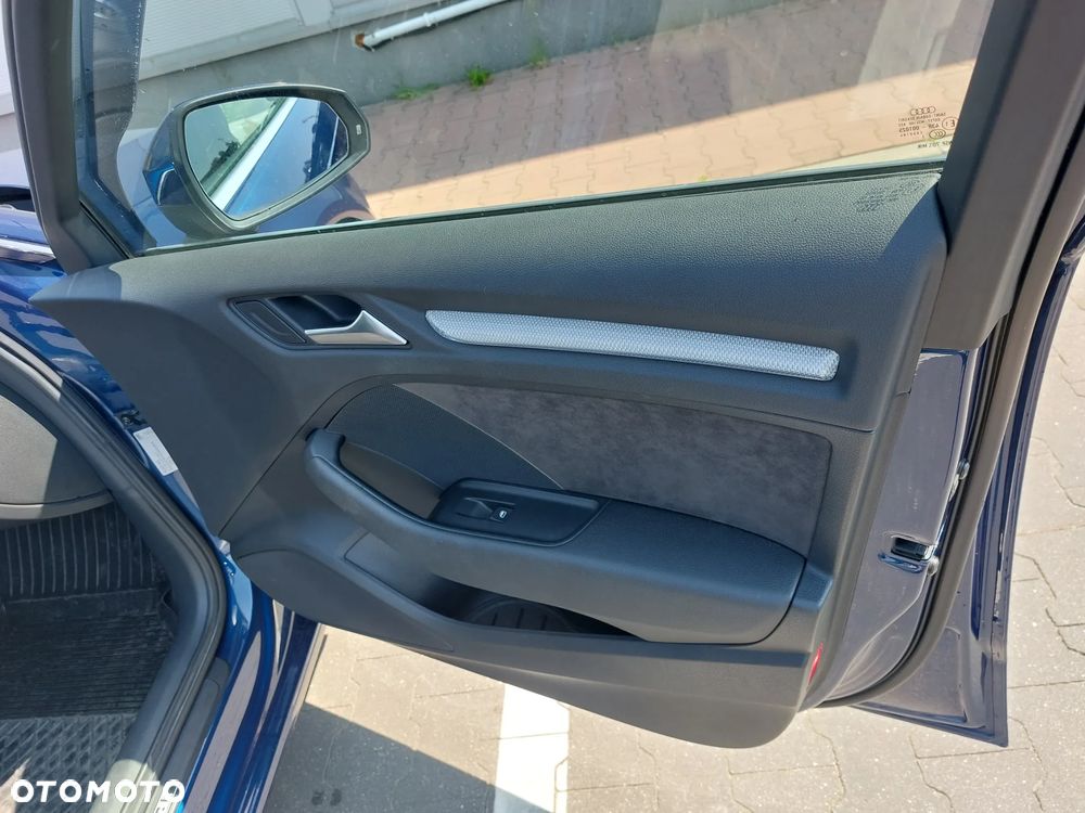Audi A3 Sportback - 16