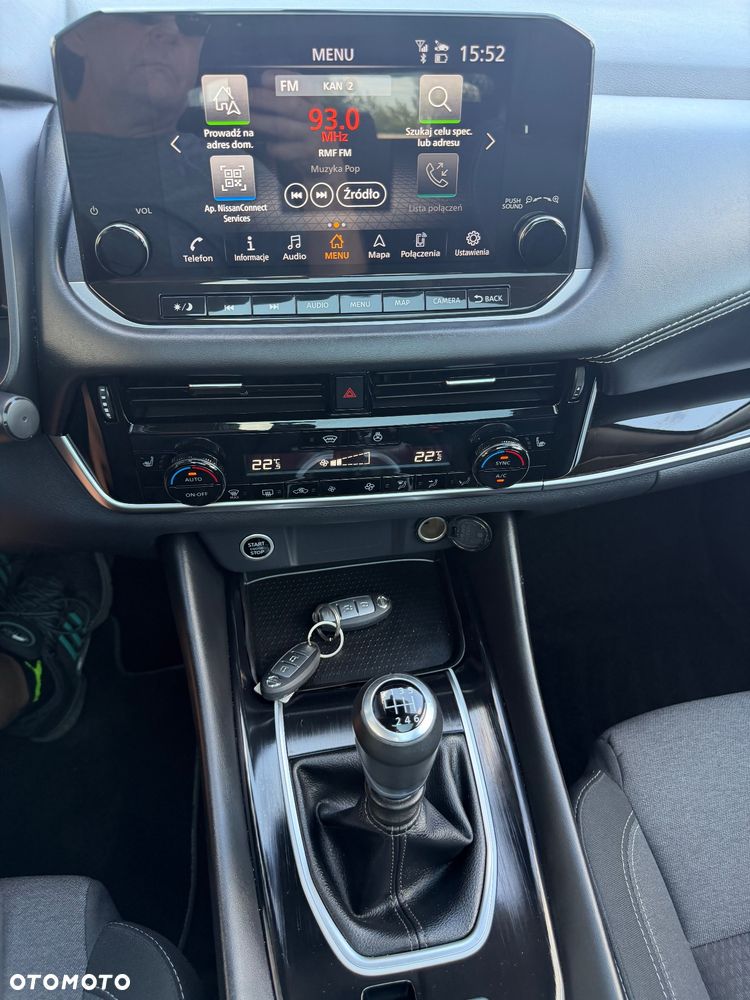 Nissan Qashqai 1.3 DIG-T N-Connecta EU6d - 17
