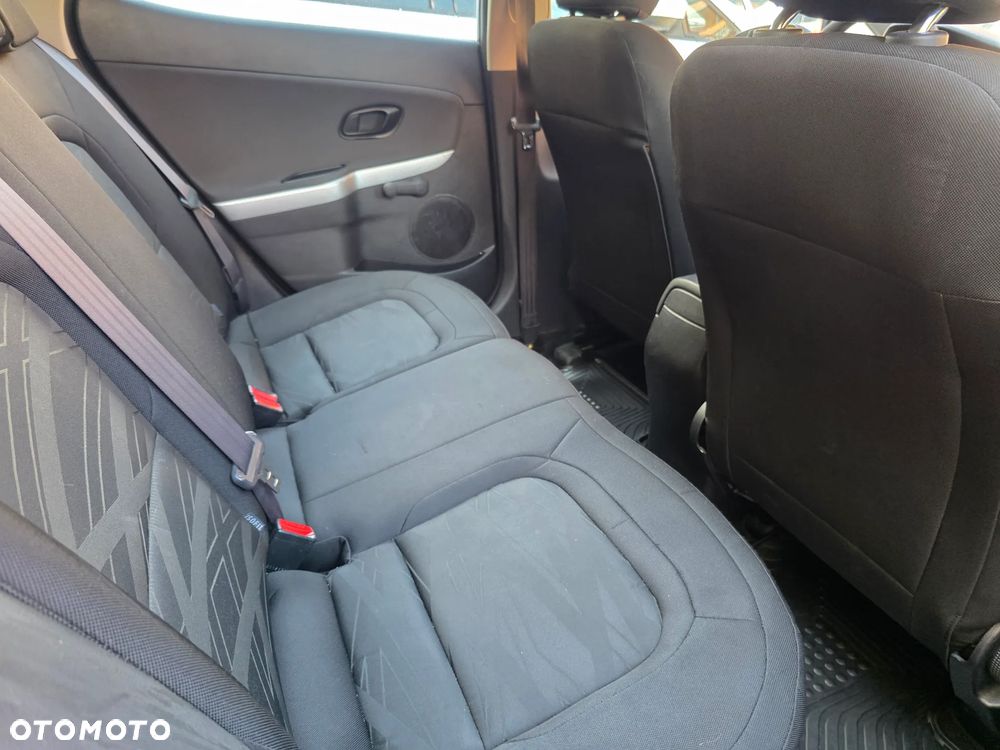 Kia Ceed 1.4 M - 12