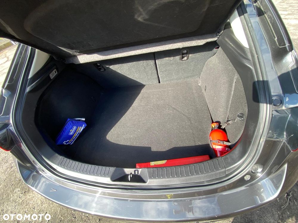 Mazda 3 2.0 Skyenergy - 12