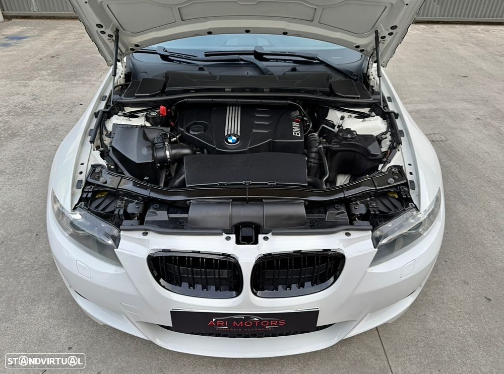 BMW 320 d Coupe - 15