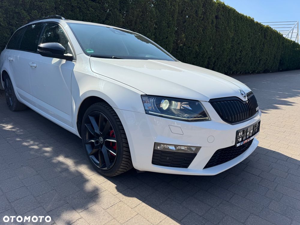 Skoda Octavia 2.0 TDI DSG RS - 7