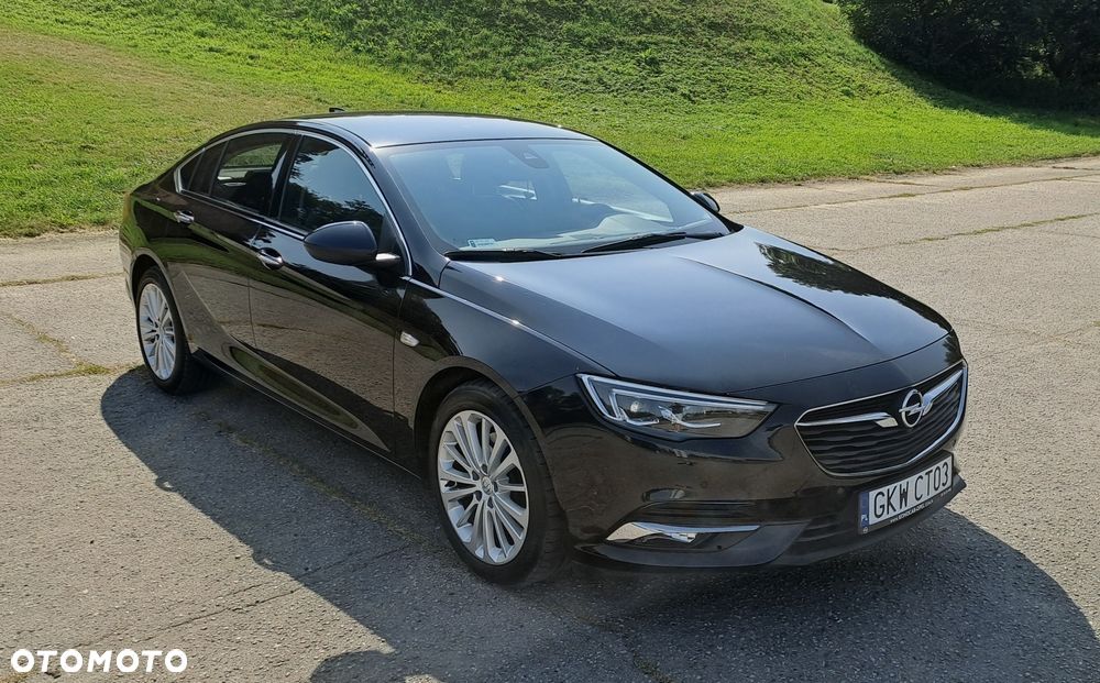 Opel Insignia - 1