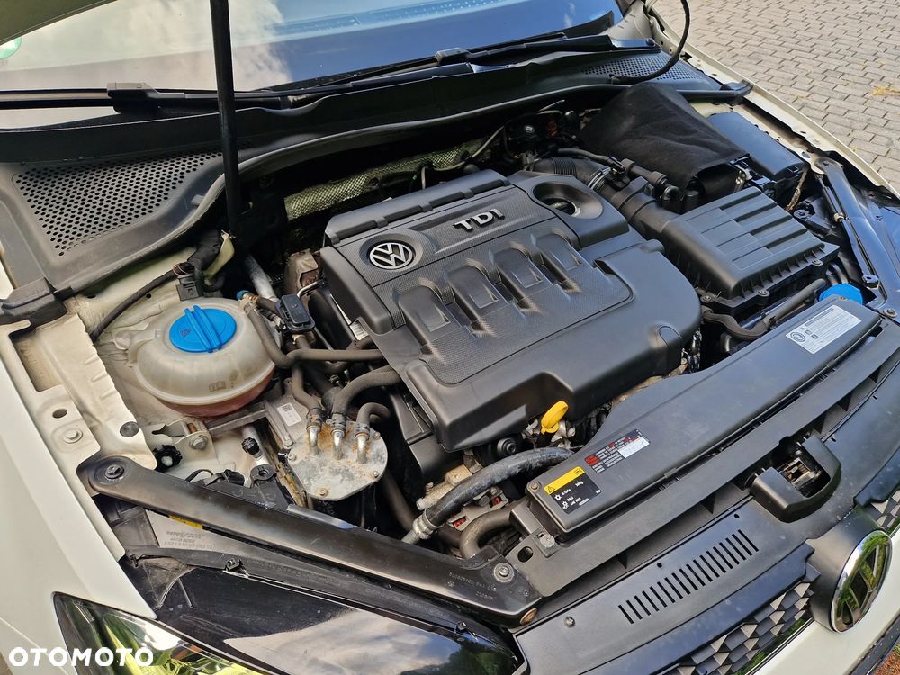 Volkswagen Golf GTD 2.0 TDI SCR DSG - 39