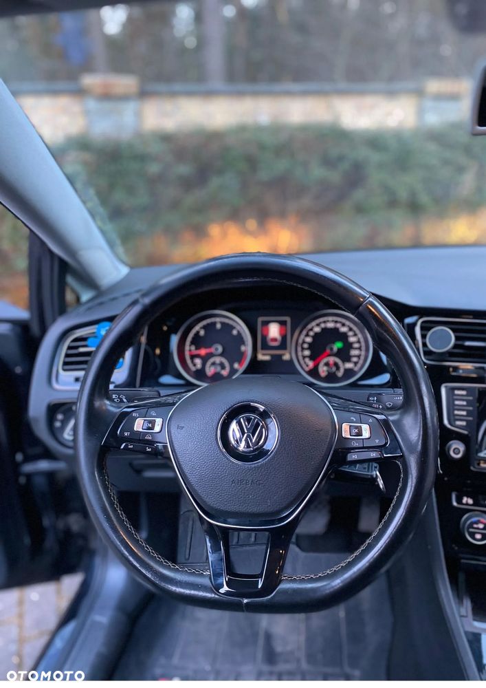 Volkswagen Golf 1.6 TDI BlueMotion Technology DSG Lounge - 22